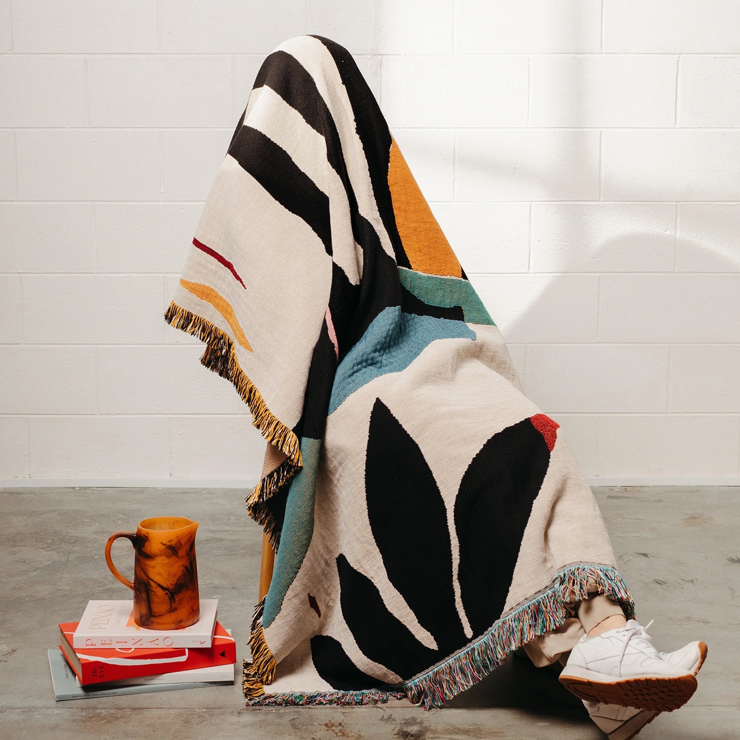 Guarena Throw - Slowdown Studio