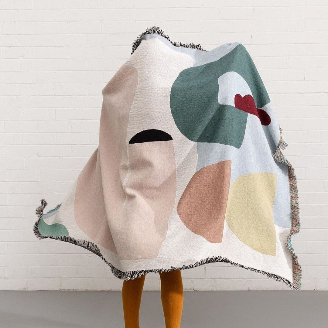 Arthur Throw - Slowdown Studio