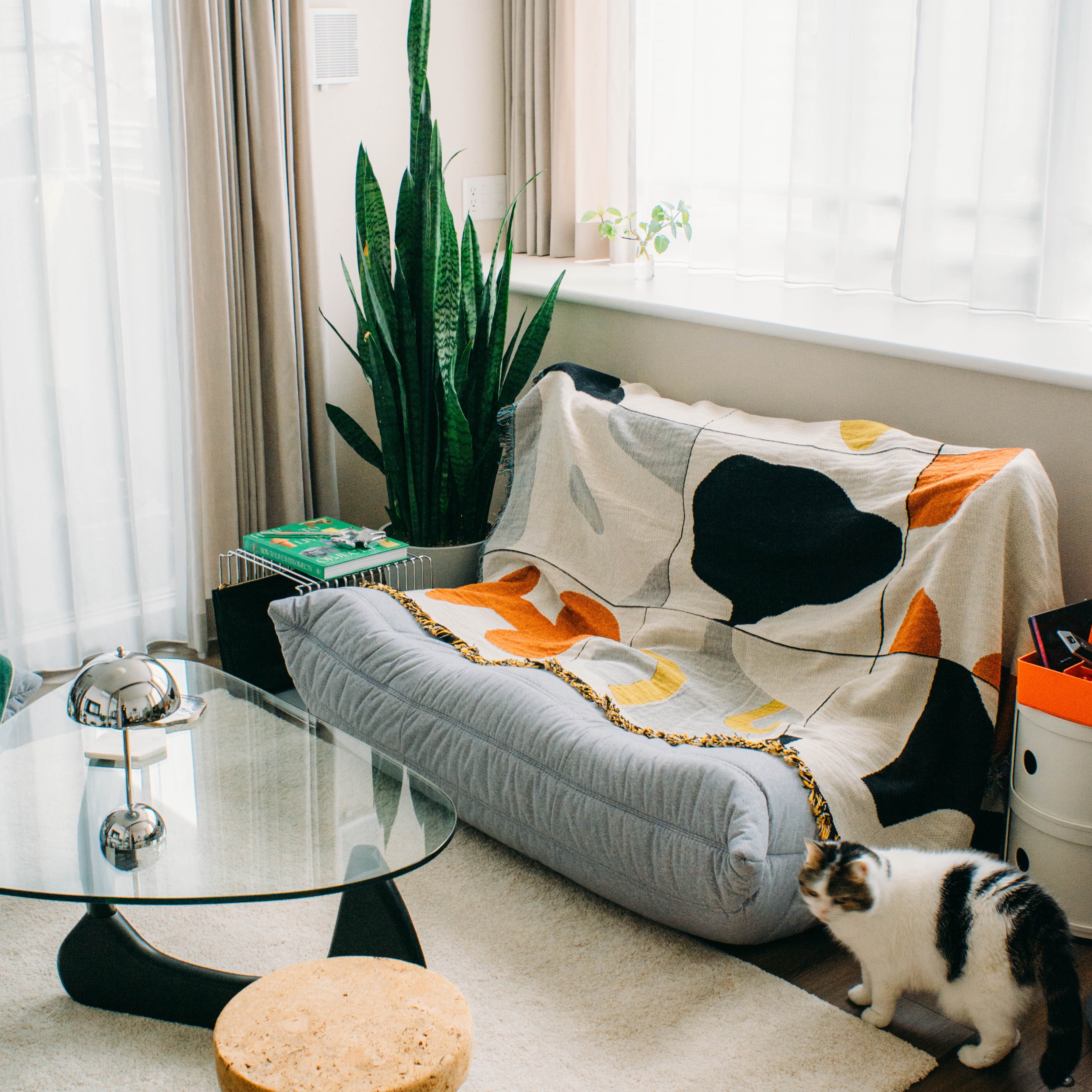 Frantz Throw - Slowdown Studio