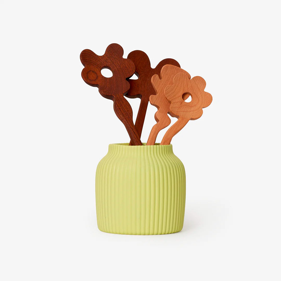 Serving Friends - Large Flowers - Slowdown Studio